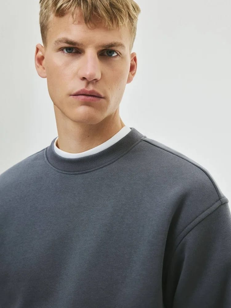 SWEAT SHIRT