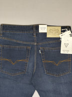 GUESS-JEANS-BLUE-2021