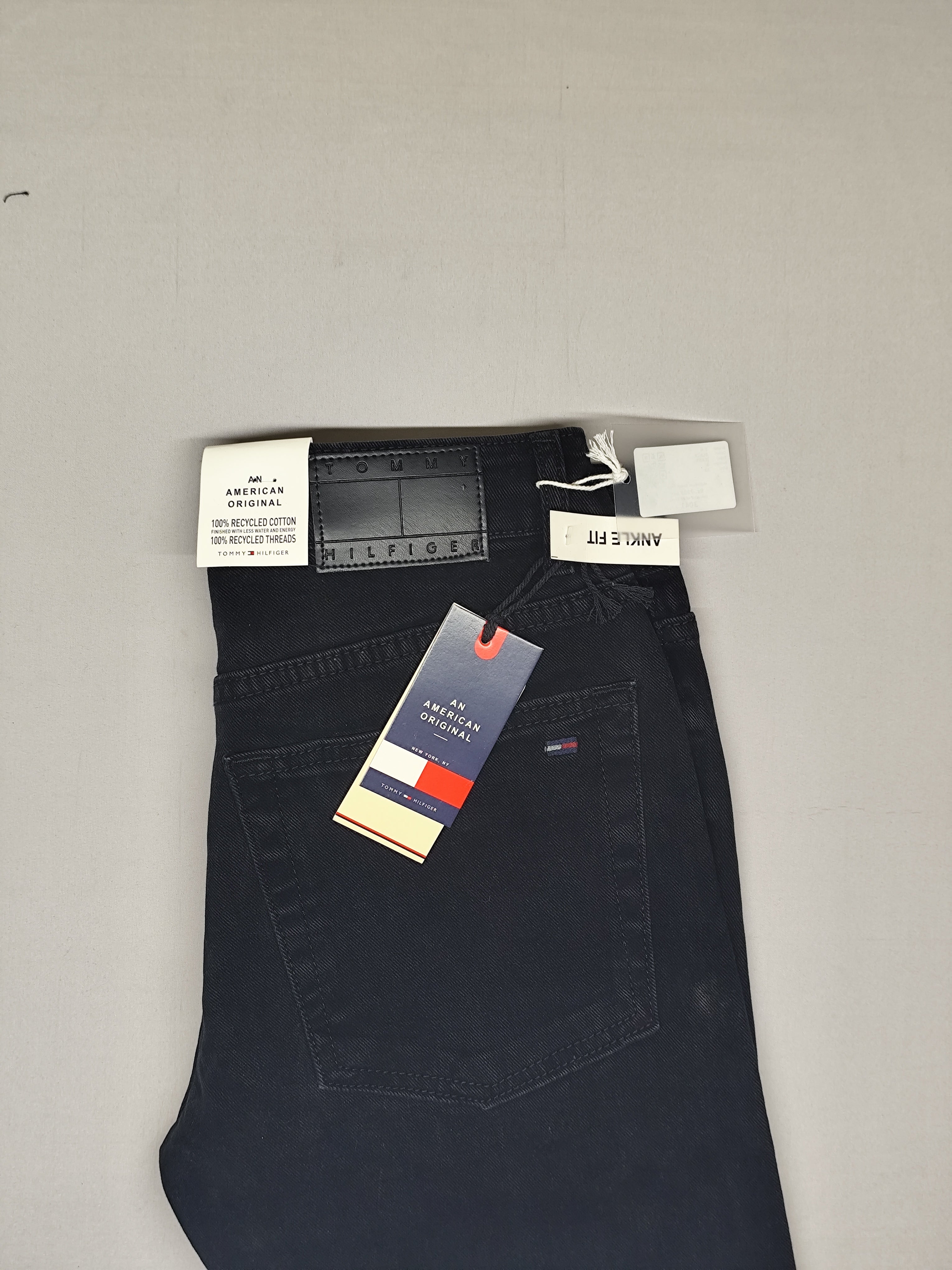 TOMMY HILIFIGER-JEANS-BLACK-3041
